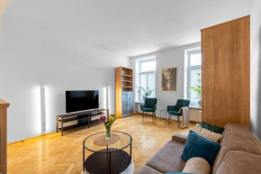 Urban Oasis Apartment Near Park and city center